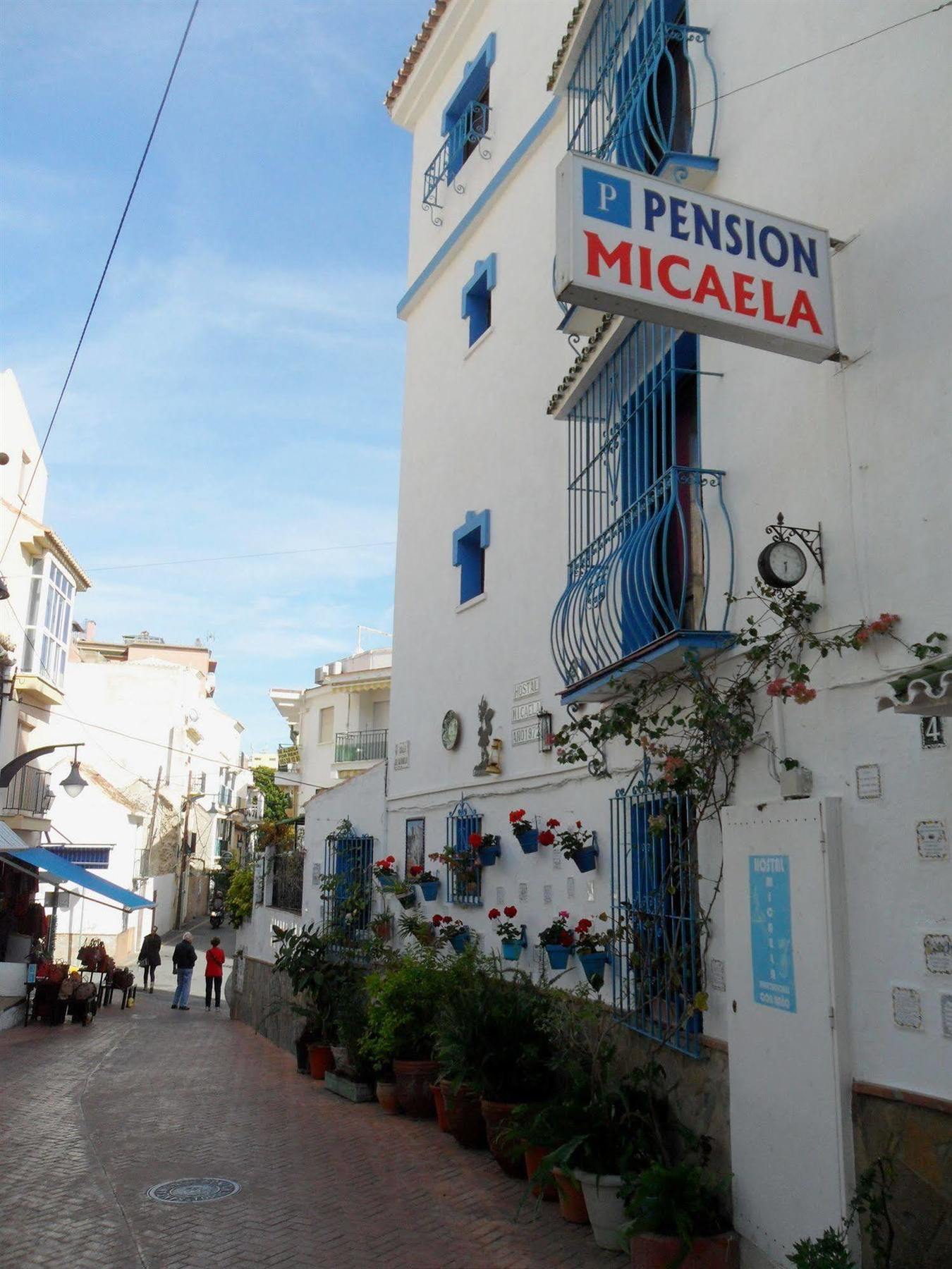 Micaela Charming Hostal ตอร์เรโมลิโนส ภายนอก รูปภาพ
